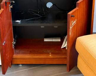 Buy It Now $350.00 Maui Jim Display Case for Retail or Collector
