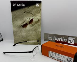 Designer Frames by Mercedes-Benz Brand ic! Berlin with Case