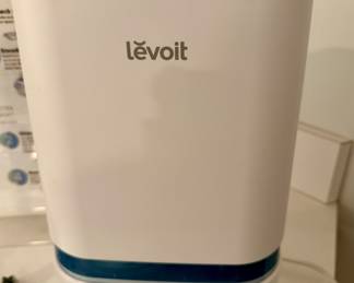 levolt Smart Ultrasonic Cool Mist Humidifier (We have 2)