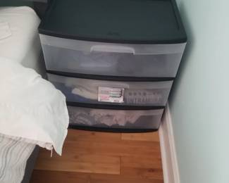 3-drawer plastic storage