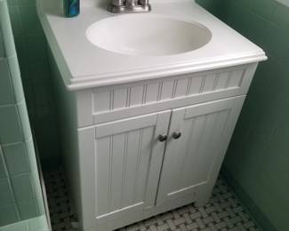 Bath vanity
