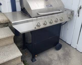 Gas grill