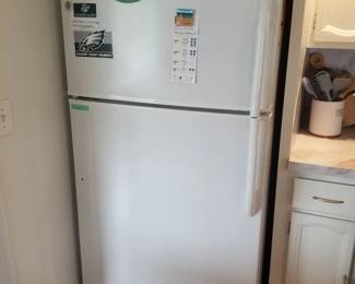 GE refrigerator 