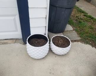 Plant pots