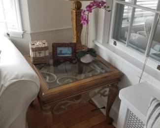 End table; table lamp