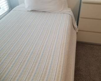 Twin bed with white lacquer headboard & frame