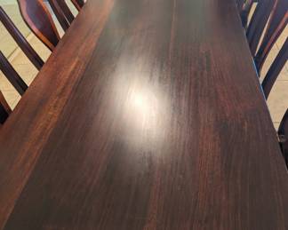 Beautiful Mahogany Dining Table with 8 Chairs! Its so beautiful!!