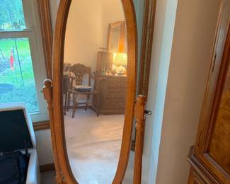 Oak Swing Mirror on Stand