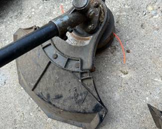 String Trimmer Guard and Cutting Head Assembly