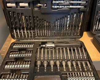 BLACK+DECKER 109-Piece Drill Bit and Screwdriver Set