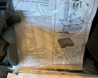 Delta 17-924 Mortising Attachment Kit with Chisels and Bits