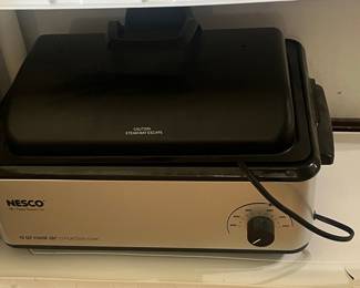 Nesco 12-Quart Electric Roaster Oven with Convection