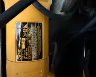 DeWalt DW402 4-1/2" Angle Grinder
