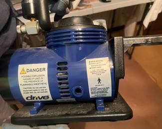 Drive Medical Heavy Duty Suction Machine (Model 18600)
