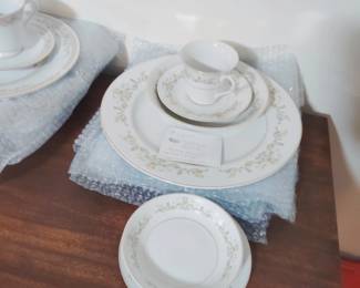 2 sets of China