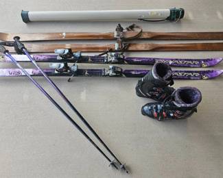 Skis More