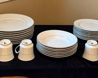White On White Dynasty Fine China