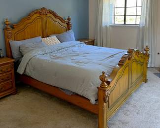 Here we have another queen-sized bed with a beautiful headboard and footboard.