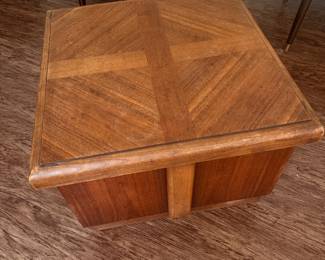1960 Vintage Lane Altavista Geometric Parquet Storage Cocktail Coffee Table – Style 1082-09