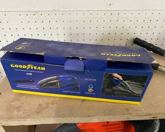mini hand held vacuum