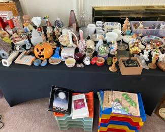 figurines