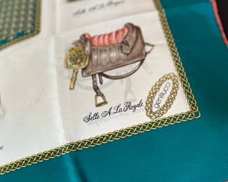 Gentilucci "Selle à la Royale" silk scarf