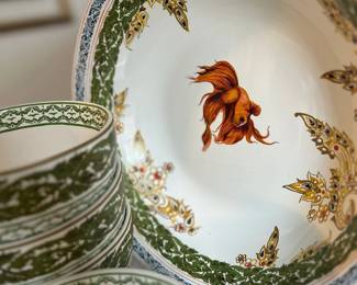 Williams Sonoma serving bowl and bowls