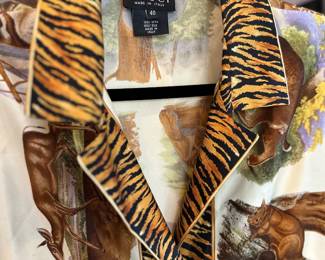 Gucci shirt detail