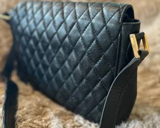 Chanel *replica*