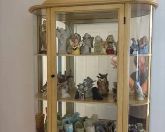 003 Display Cabinet With Collectibles