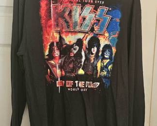 KISS "End of the Road World Tour" t-shirt.