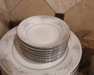 Legendary by Noritake - Sweet Leilani