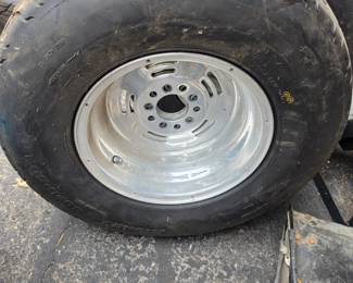 Tires with rims