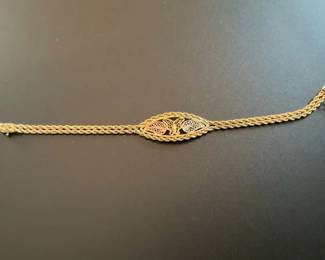 01 14K Gold Filigree Bracelet