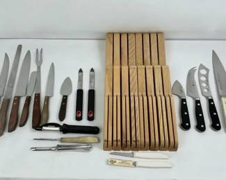 Wusthof Classic Knives Carving Set and Wooden Knife Storage Trays