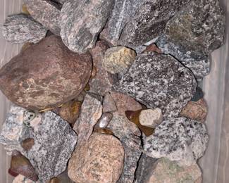Rocks, Quartz
