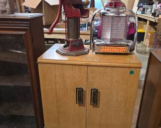 Vintage Stereo Turntable