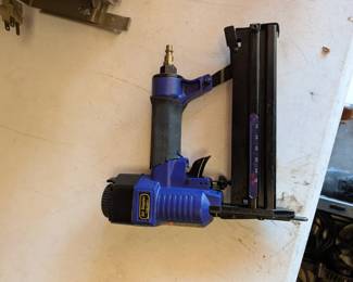 BRAD NAILER