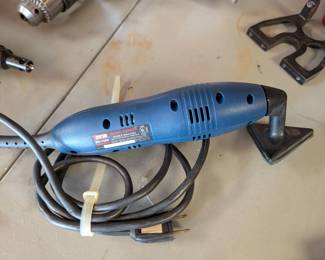 RYOBIA DETAIL SANDER - TESTED