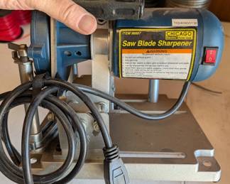 SAW BLADE SHARPNER