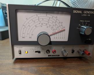 LEADER LSG-16 SIGNAL GENERATOR