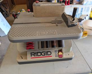 RIGID TABLE SANDER - TESTED