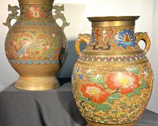 Vintage Japanese Champleue vases