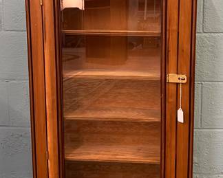 Small 4 shelf display case