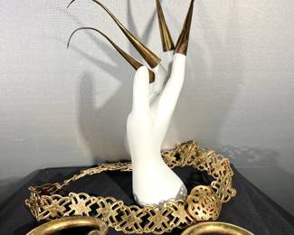 Fan Lep Thai dance finger claws,  brass belt and bangles