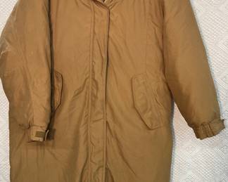 Tan Cabelas full length winter coat with fur hood XL