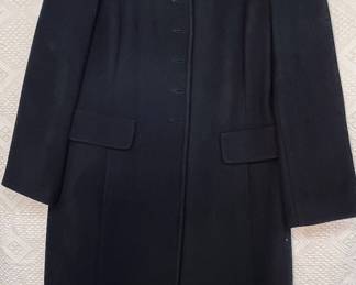 Black wool full length coat with fur collar XL