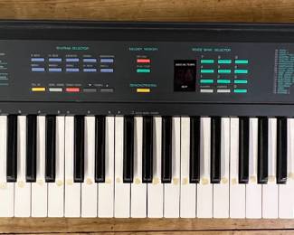 Yamaha  PSR-6 keyboard 