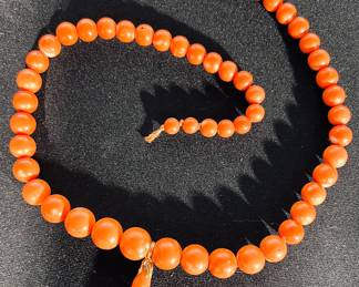 Vintage coral necklace