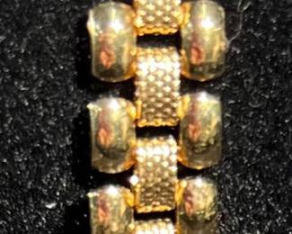 Gold tone bracelet